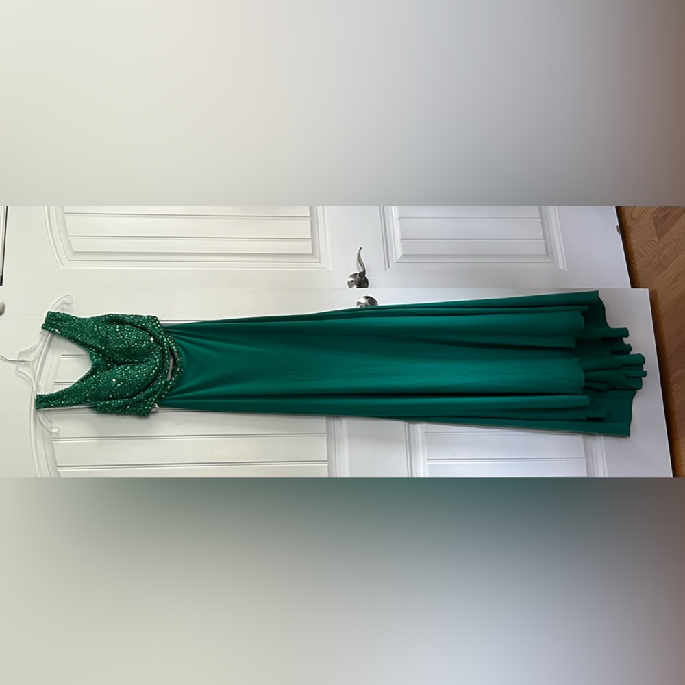 Sherri Hill brand new floor length dress